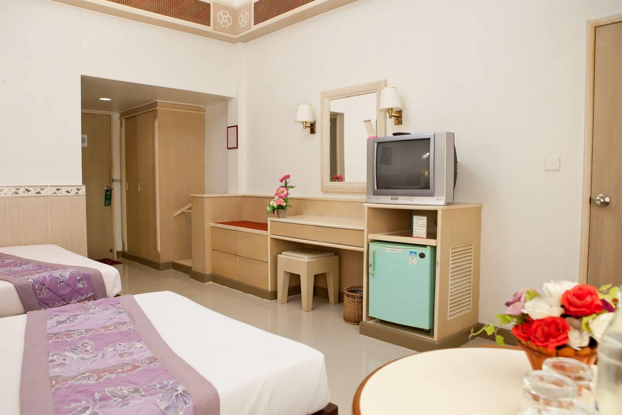 Tanyong Hotel Narathiwat Exterior foto